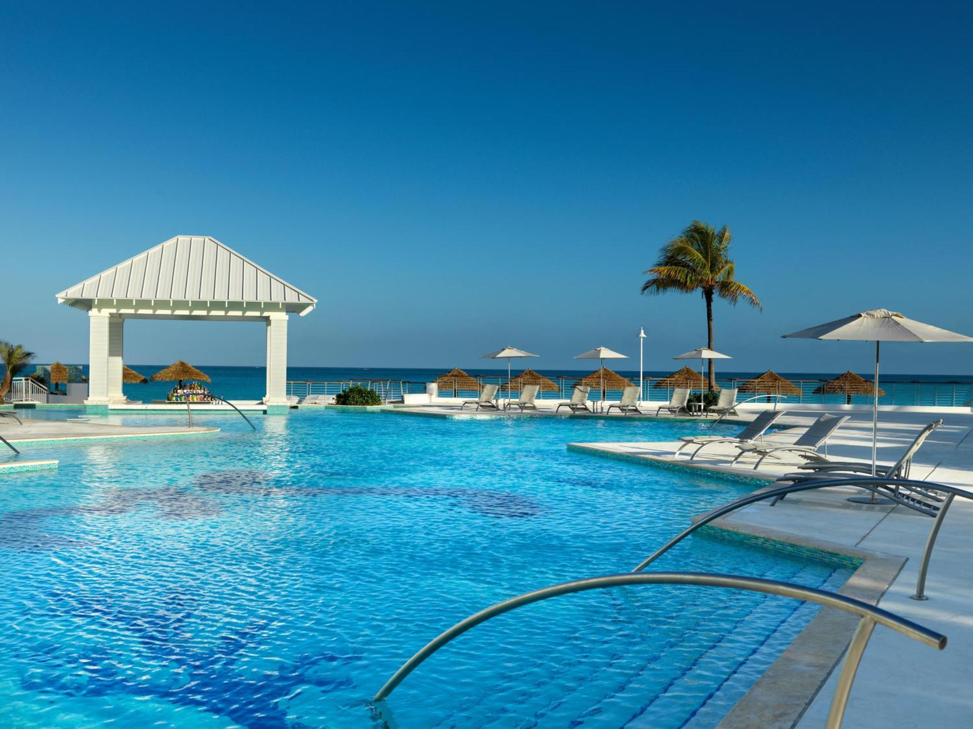 Sandals Royal Bahamian All Inclusive - Couples Only (Adults Only) Nassau Exterior photo